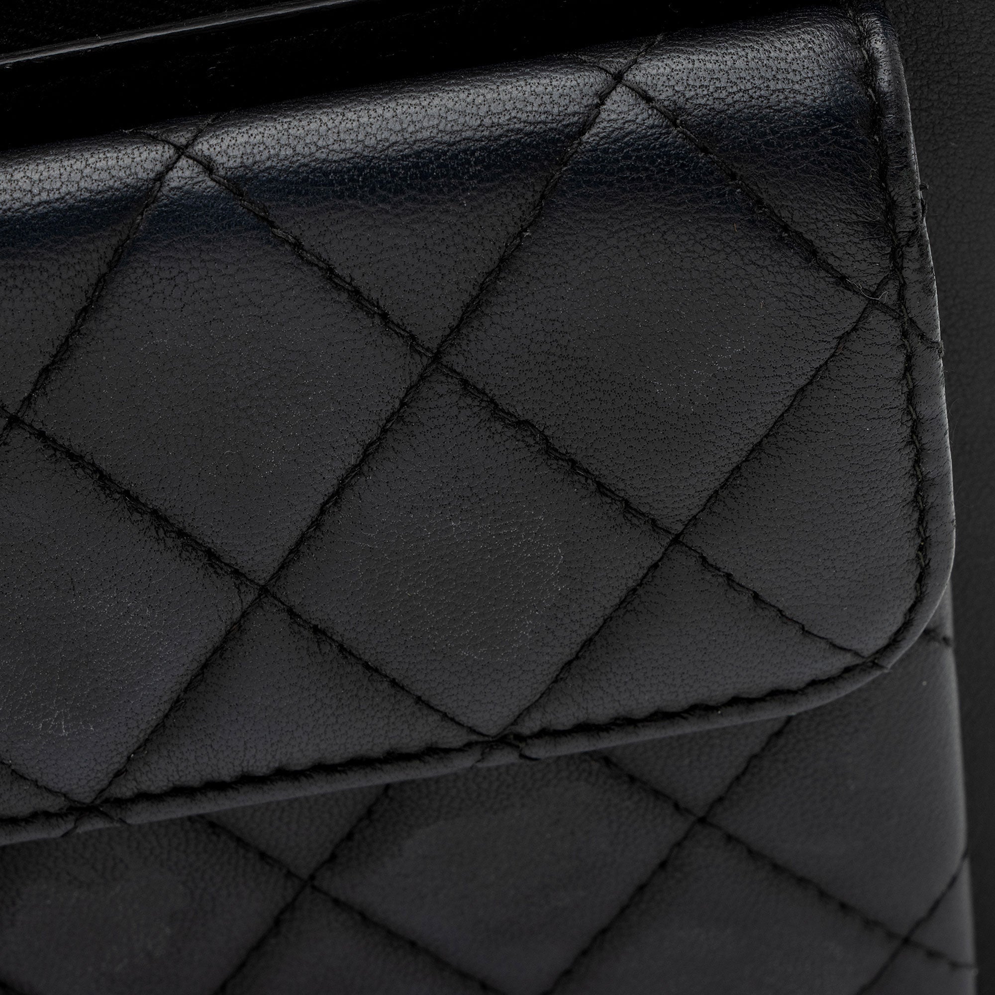 Chanel Caviar Leather Classic Trendy Pouch