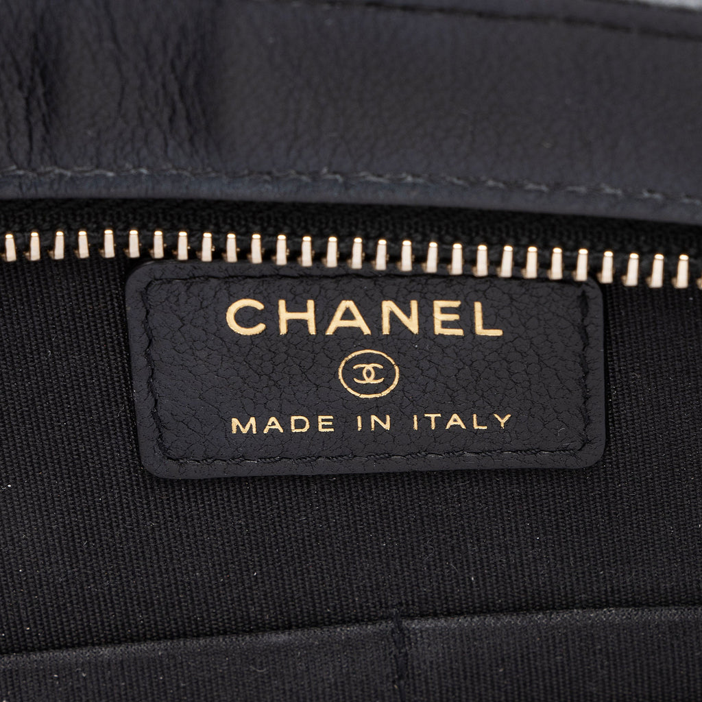 Chanel Caviar Leather Classic Trendy Pouch