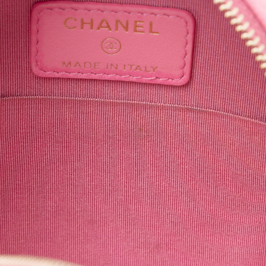 Chanel Caviar Leather Crystal CC Round Clutch with Chain (SHF-FU2AgY)