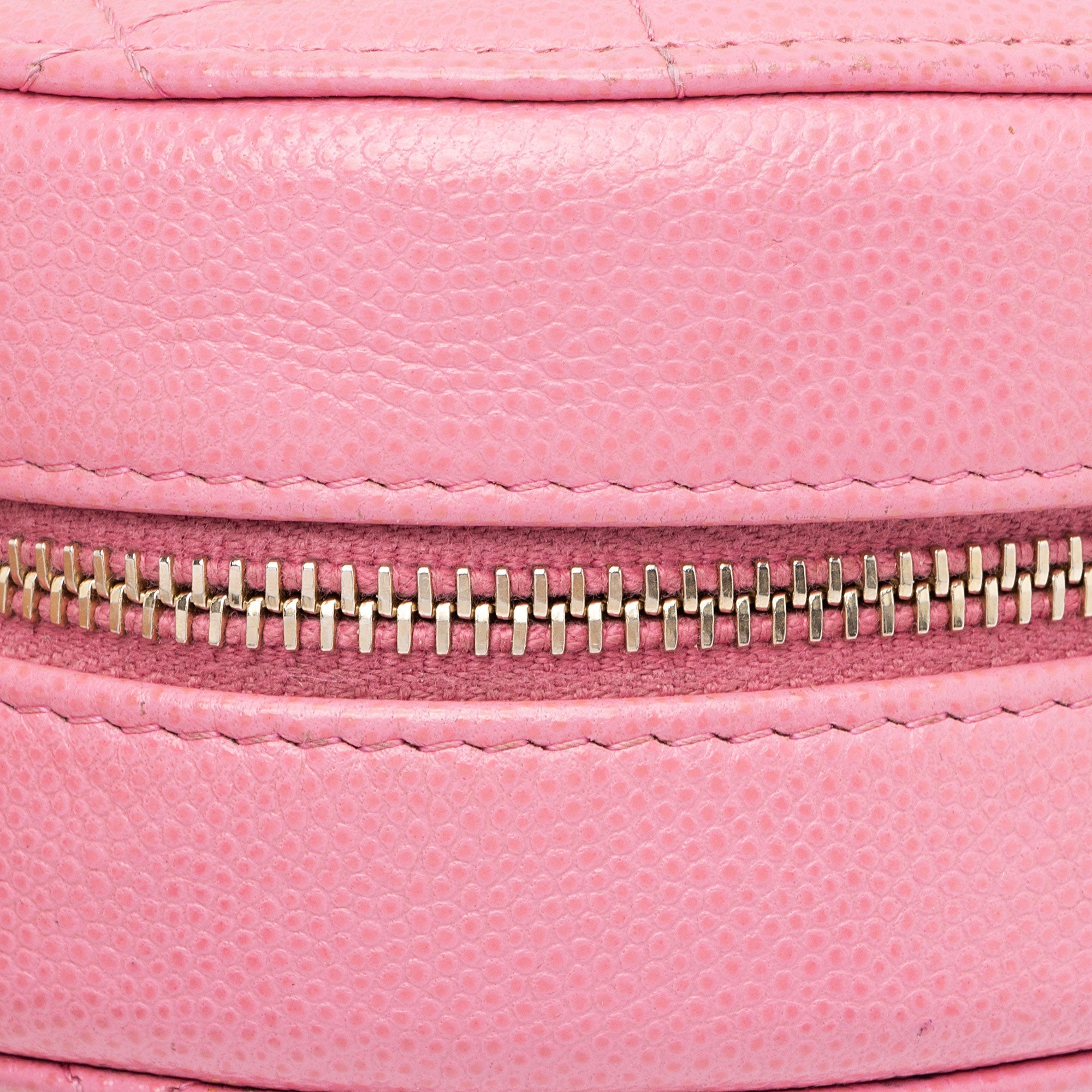 Chanel Caviar Leather Crystal CC Round Clutch with Chain (SHF-FU2AgY)