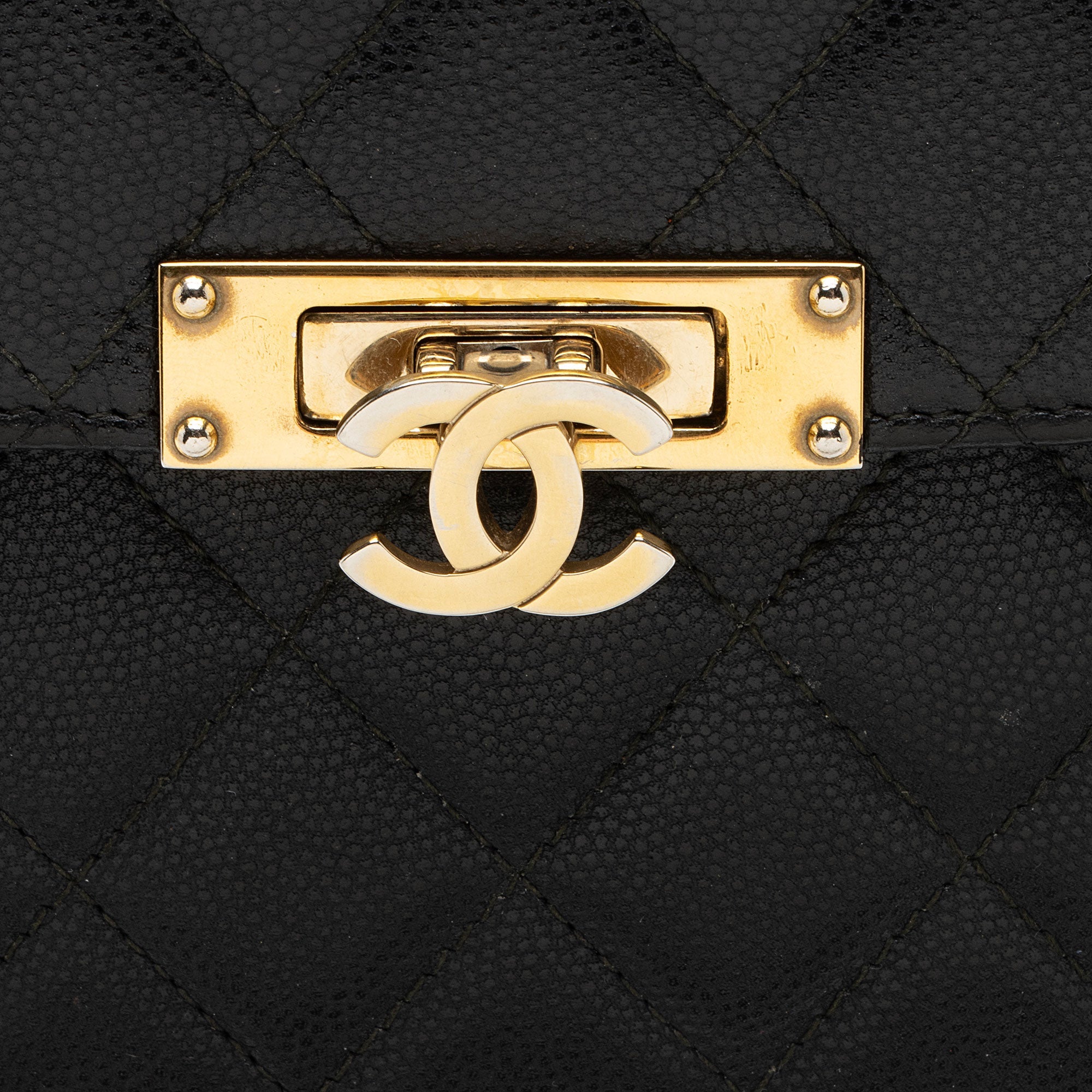 Chanel Caviar Leather Golden Class Phone Holder Crossbody (SHF-d2hiJL)