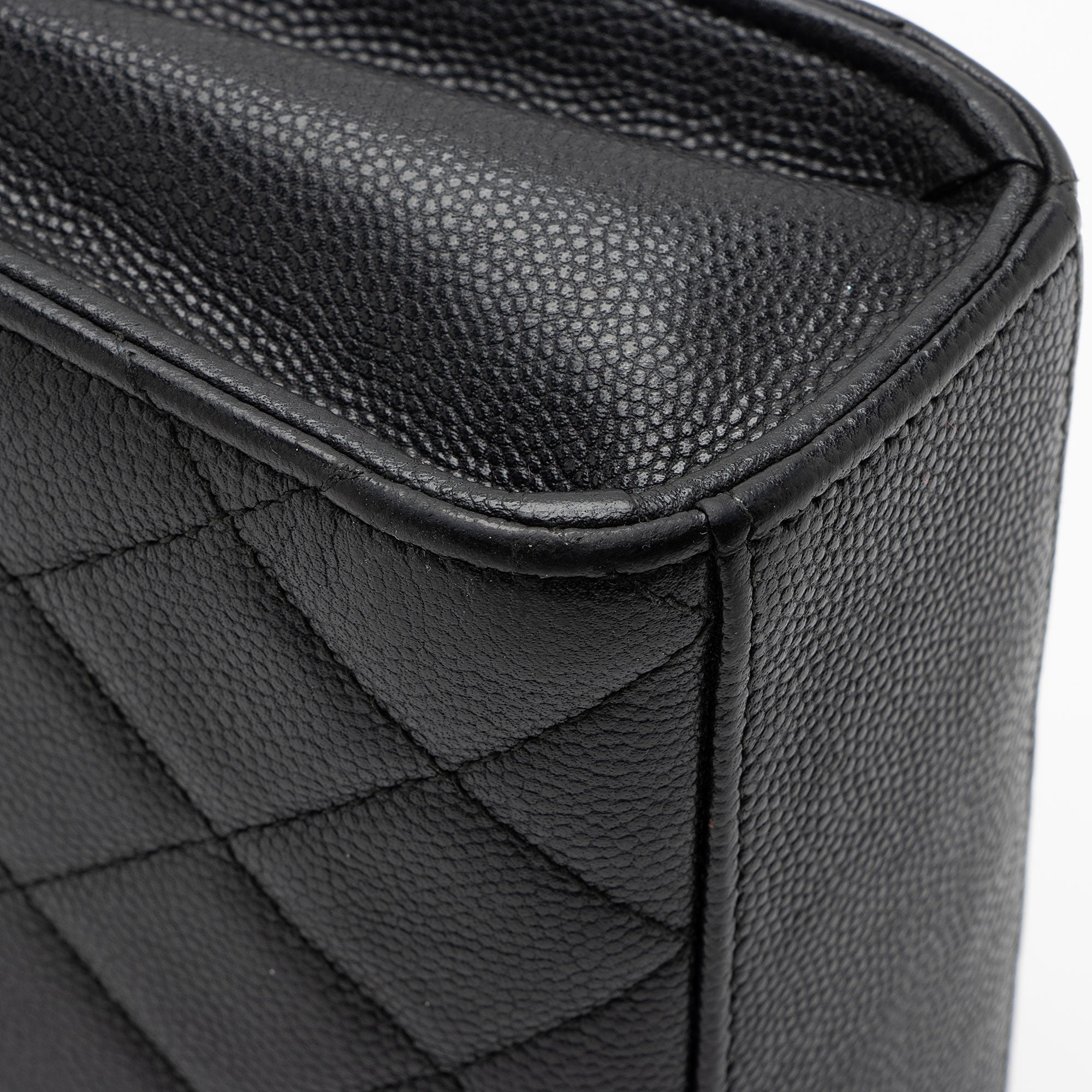 Chanel Caviar Leather Golden Class Phone Holder Crossbody (SHF-d2hiJL)