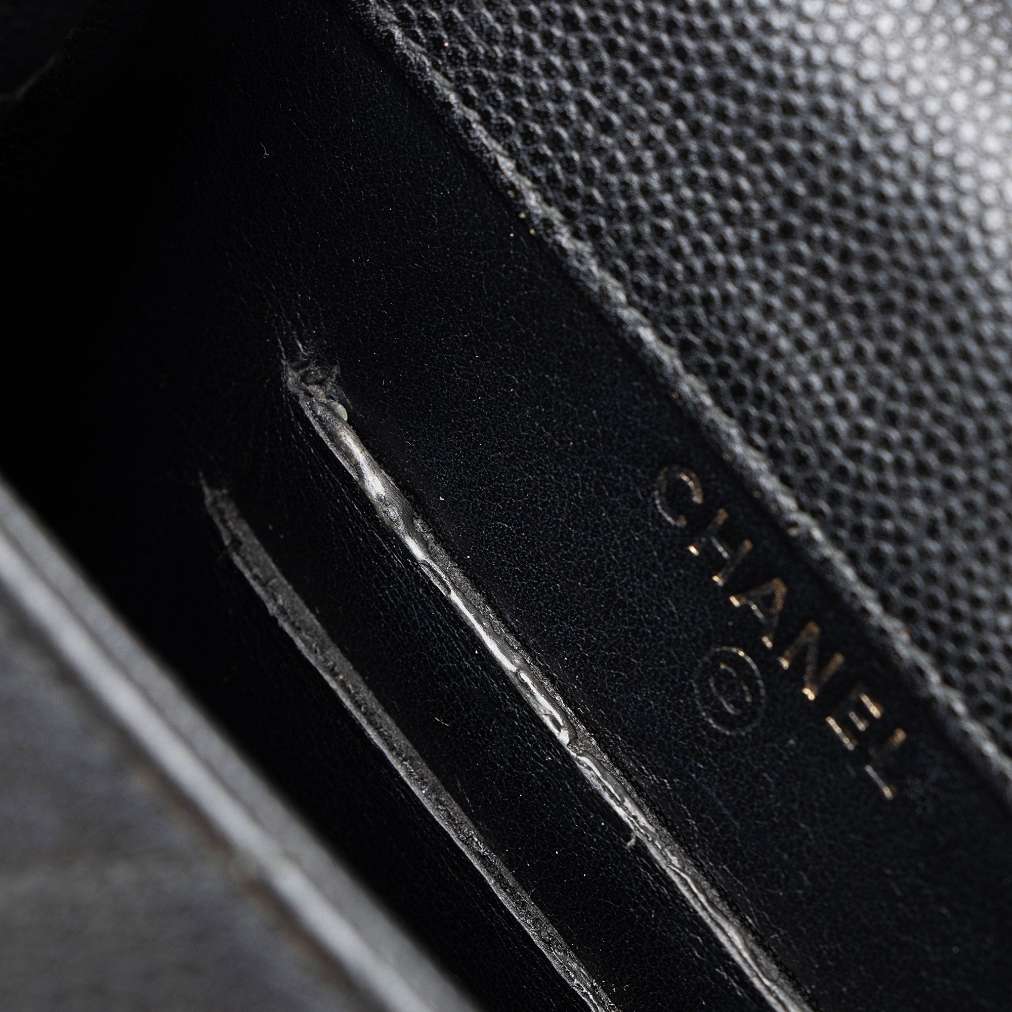 Chanel Caviar Leather Golden Class Phone Holder Crossbody (SHF-d2hiJL)