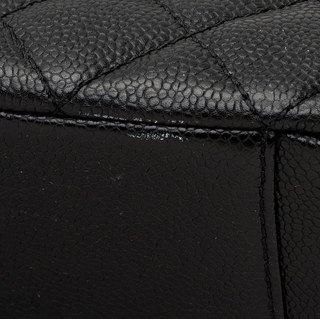 Chanel Caviar Leather Grand Shopping Tote (SHF-lwZhXi)
