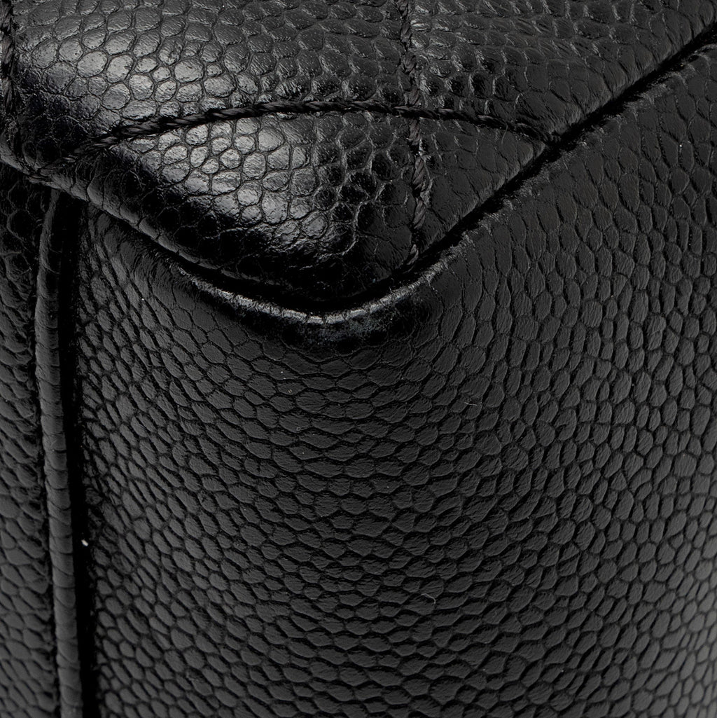 Chanel Caviar Leather Grand Shopping Tote (SHF-lwZhXi)