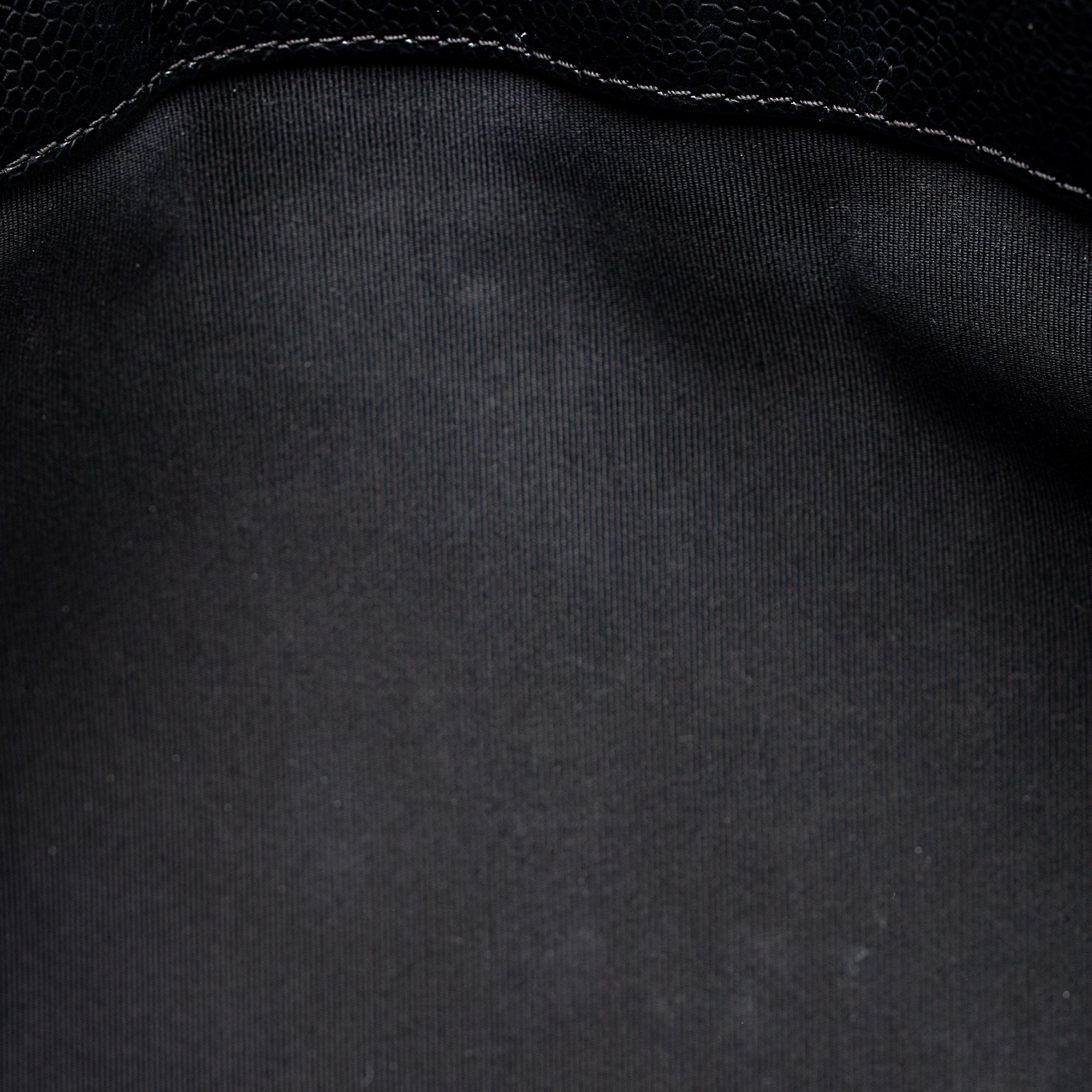Chanel Caviar Leather Grand Shopping Tote (SHF-eUITwo)
