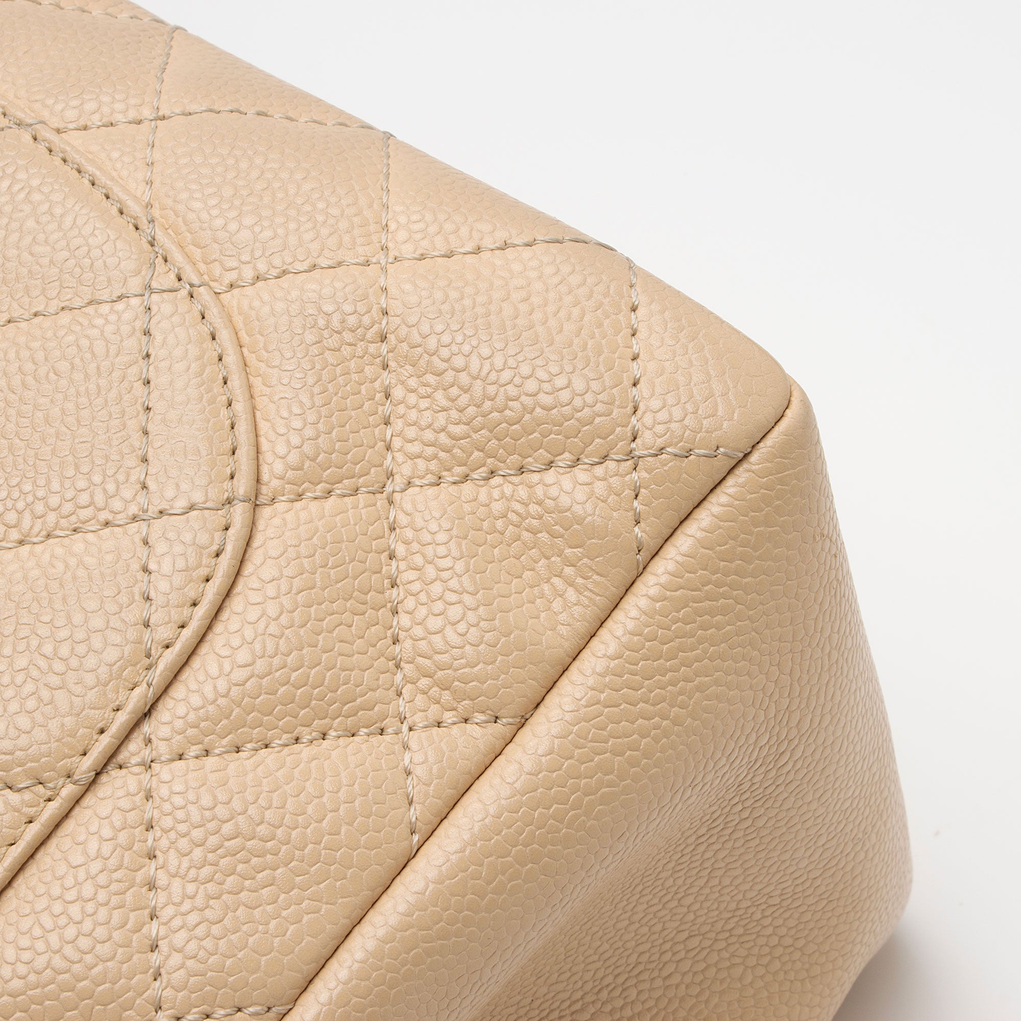 Chanel Caviar Leather Grand Shopping Tote (SHF-x73usl)