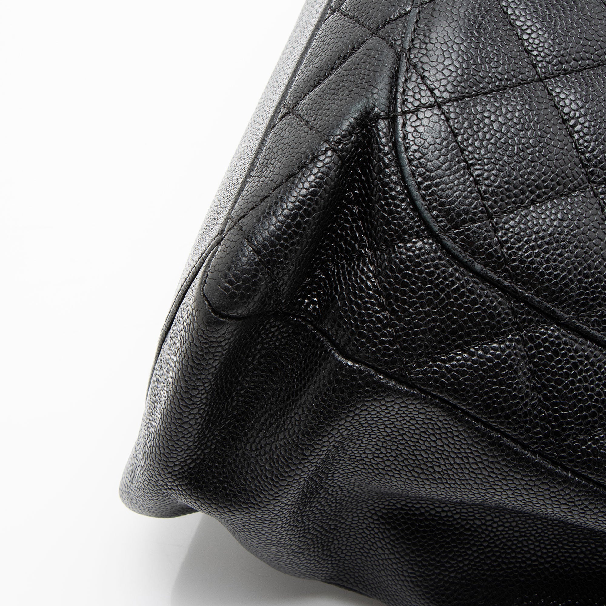 Chanel Caviar Leather Grand Shopping Tote (SHF-7NDD2a)