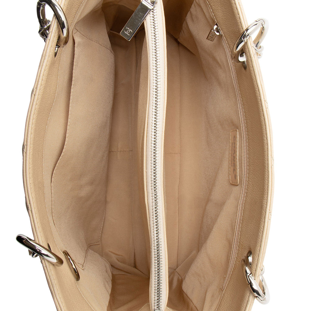 Chanel Caviar Leather Grand Shopping Tote
