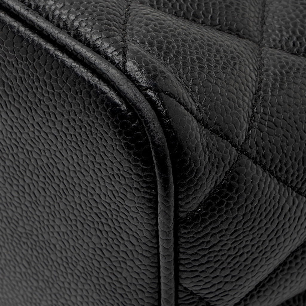 Chanel Caviar Leather Medallion Tote (SHF-7Ttgip)