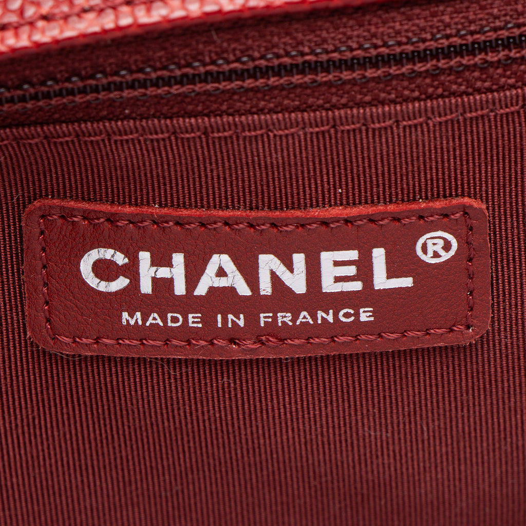 Chanel Caviar Leather New Medium Boy Bag