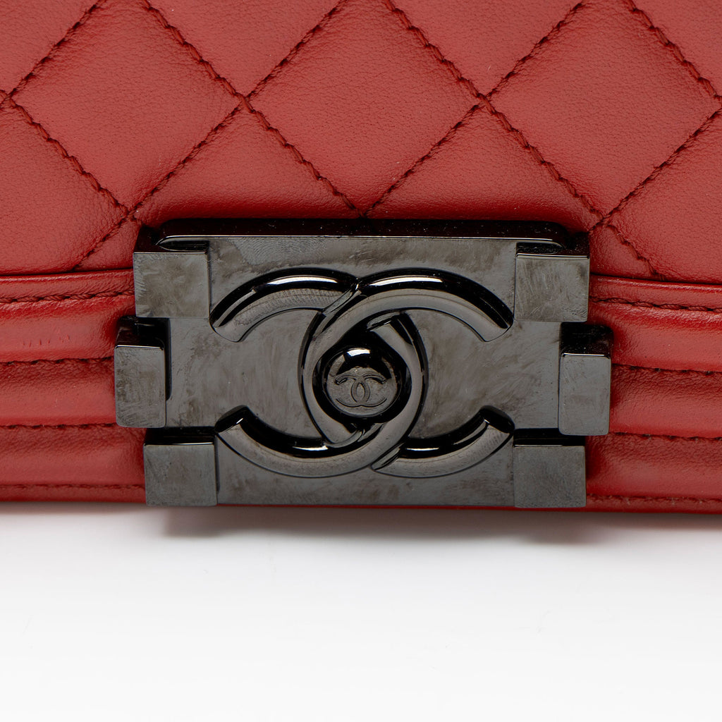 Chanel Caviar Leather Old Medium Boy Bag