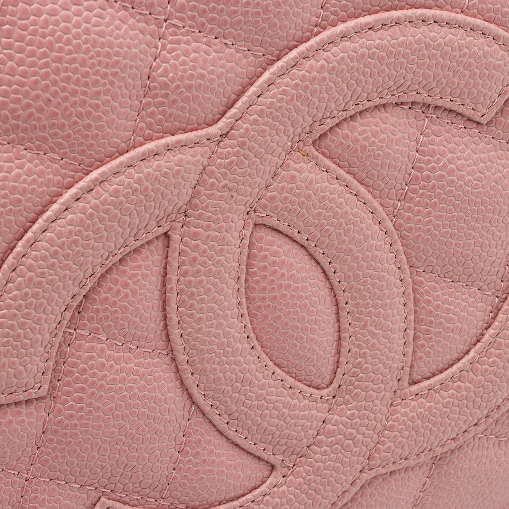 Chanel Caviar Leather Petite Shopping Tote (SHF-yT2Qvc)
