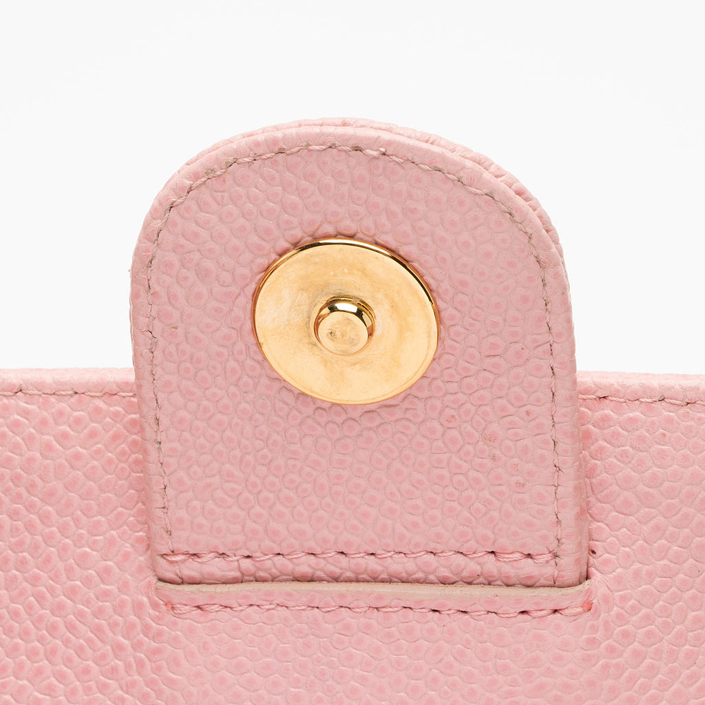 Chanel Caviar Leather Petite Shopping Tote (SHF-yT2Qvc)