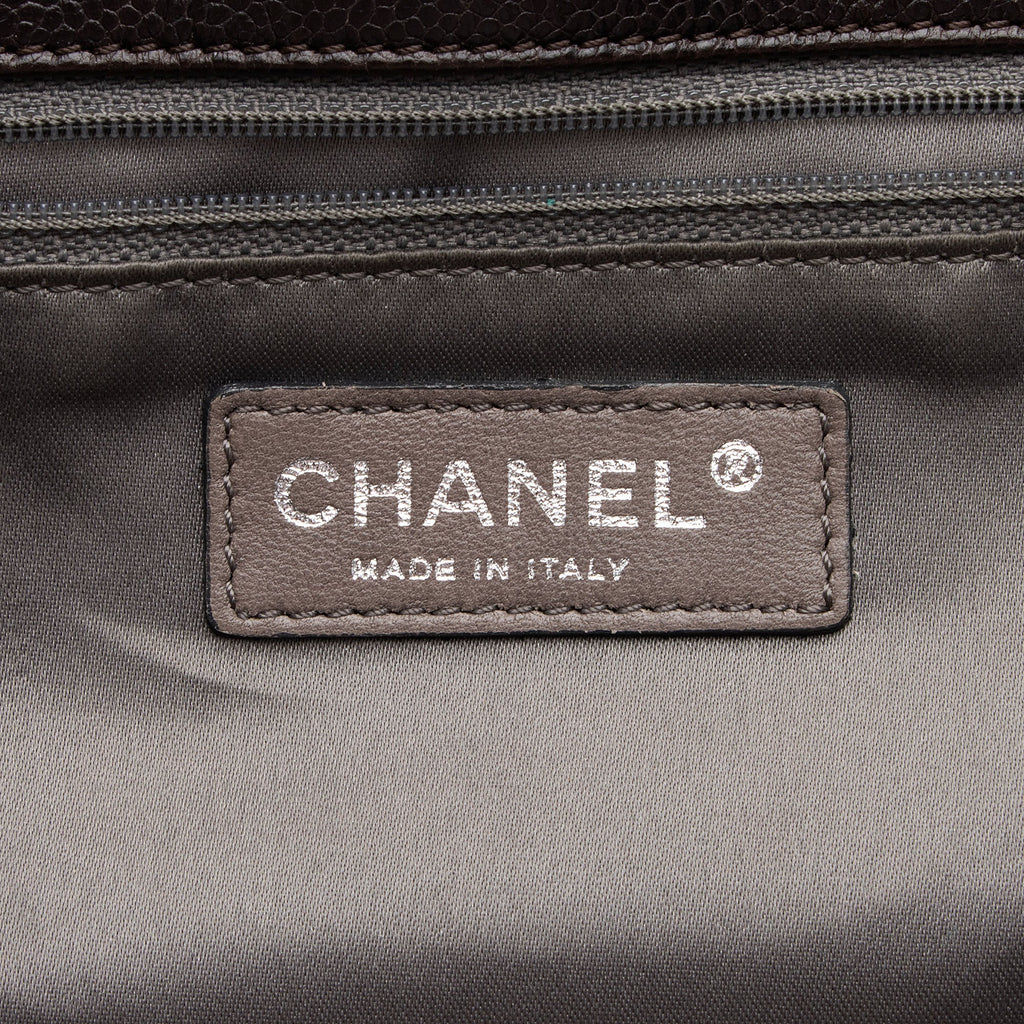 Chanel Caviar Leather Pocket In The City Accordion Flap Bag (SHF-7yhvso)
