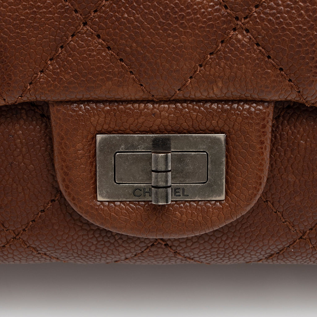 Chanel Caviar Leather Reissue 225 Double Flap Shoulder Bag (SHF-gheQo9)