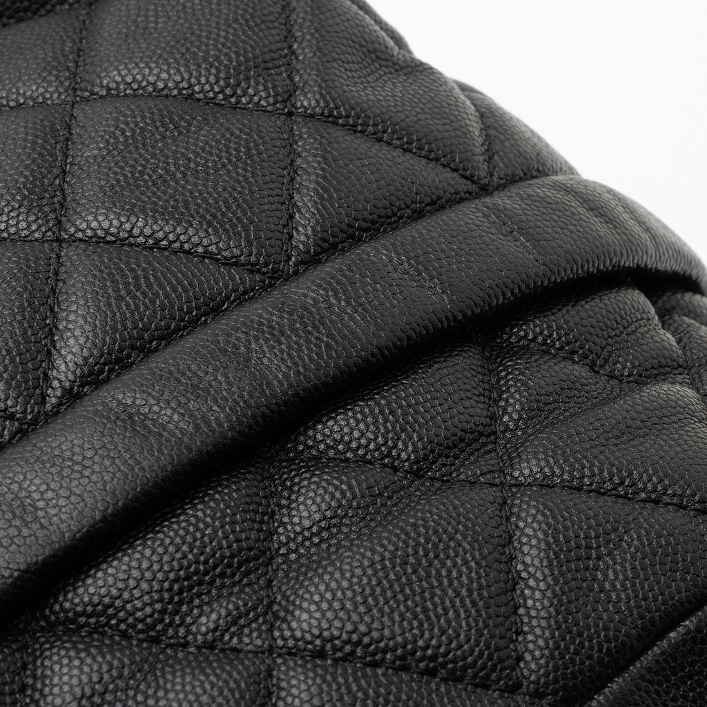 Chanel Caviar Leather Rolled Up Drawstring Bucket Bag (SHF-9VaoLU)