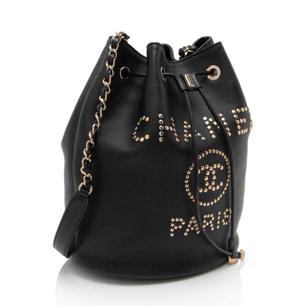 Chanel Caviar Leather Studded CC Deauville Bucket Bag (SHF-LVIad7)