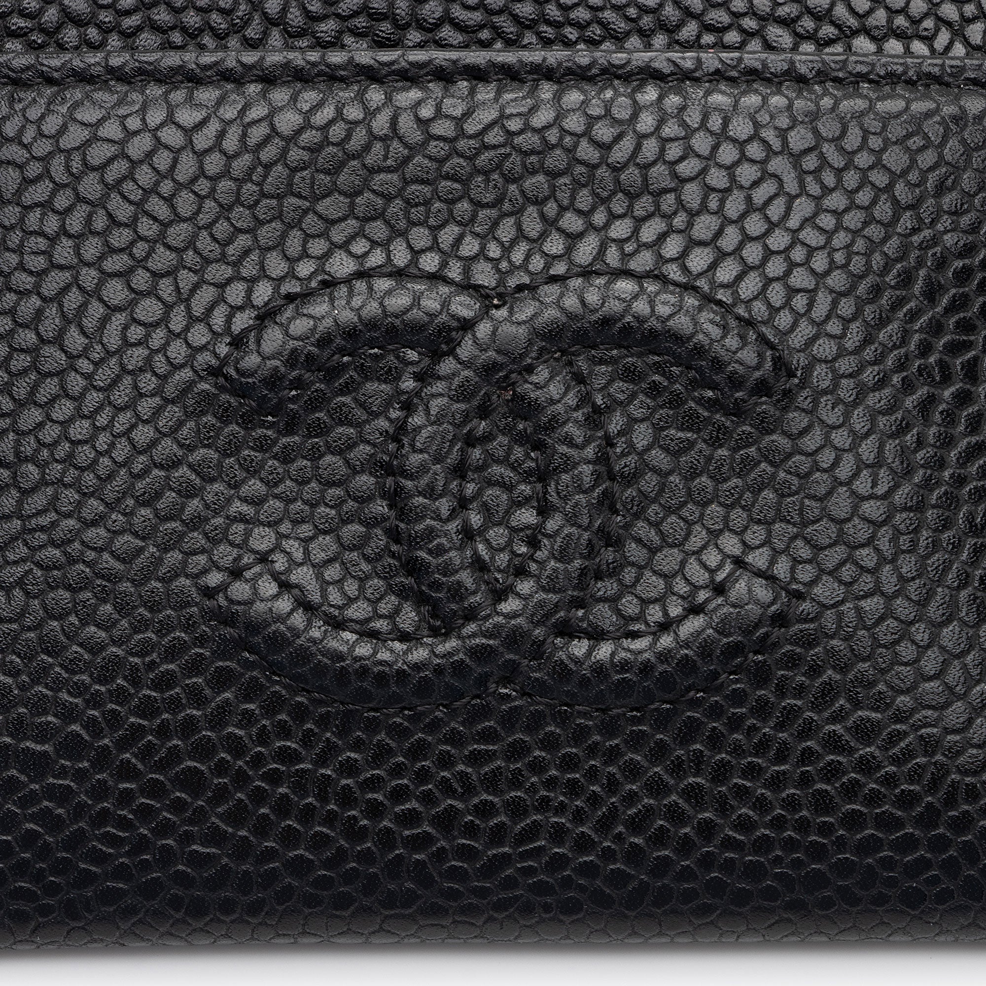 Chanel Caviar Leather Timeless CC Card Holder (SHF-ZV9jZJ)