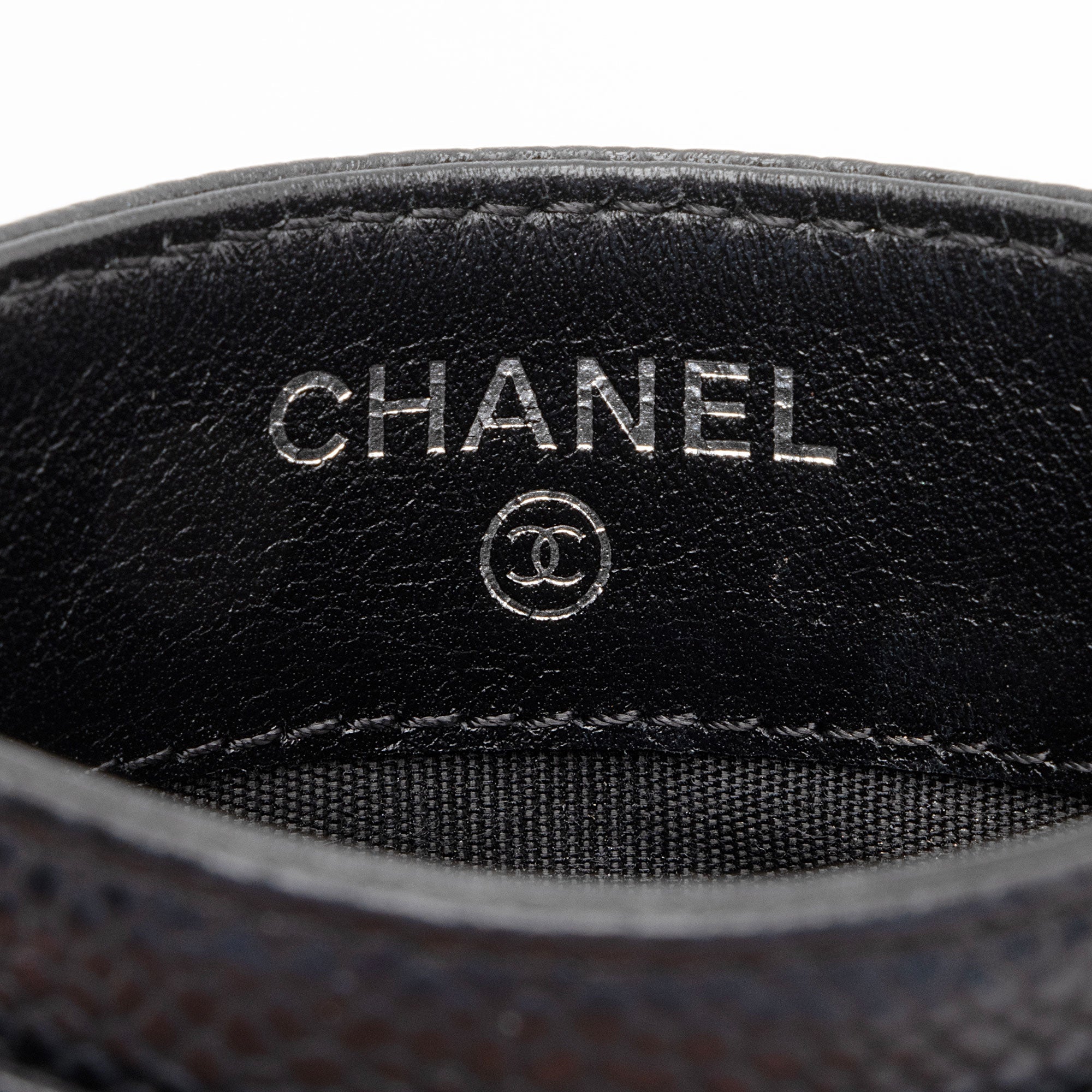 Chanel Caviar Leather Timeless CC Card Holder (SHF-ZV9jZJ)