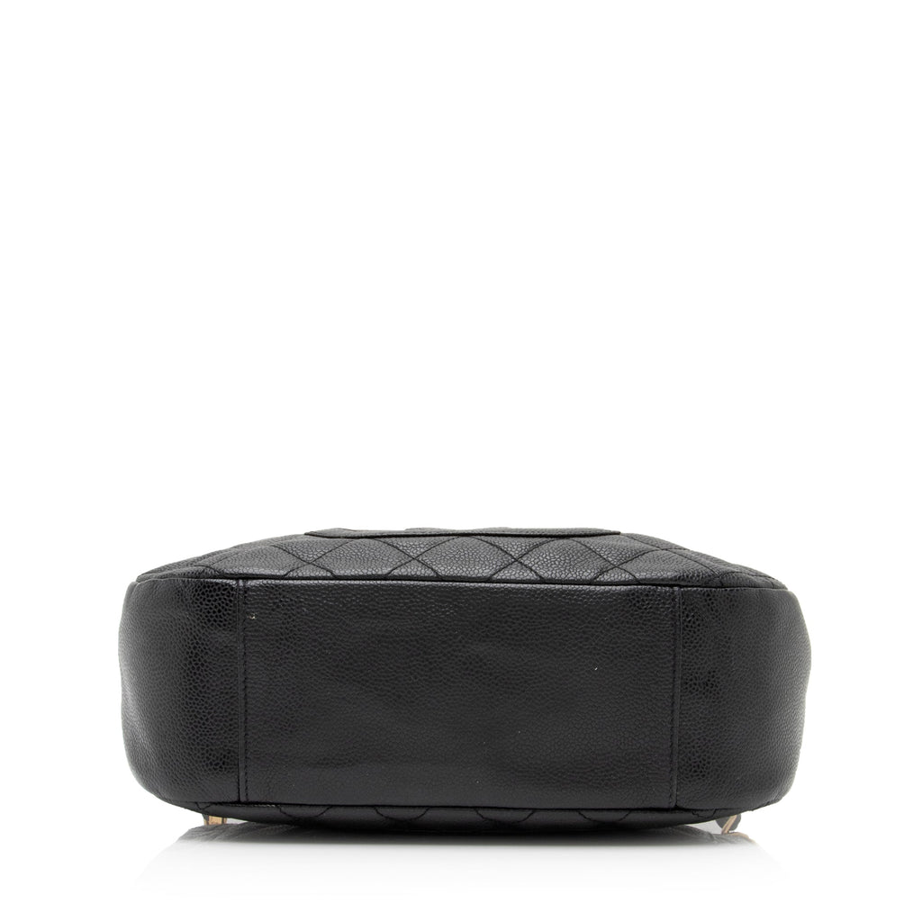 Chanel Caviar Leather Timeless CC Hobo (SHF-fu7h3a)