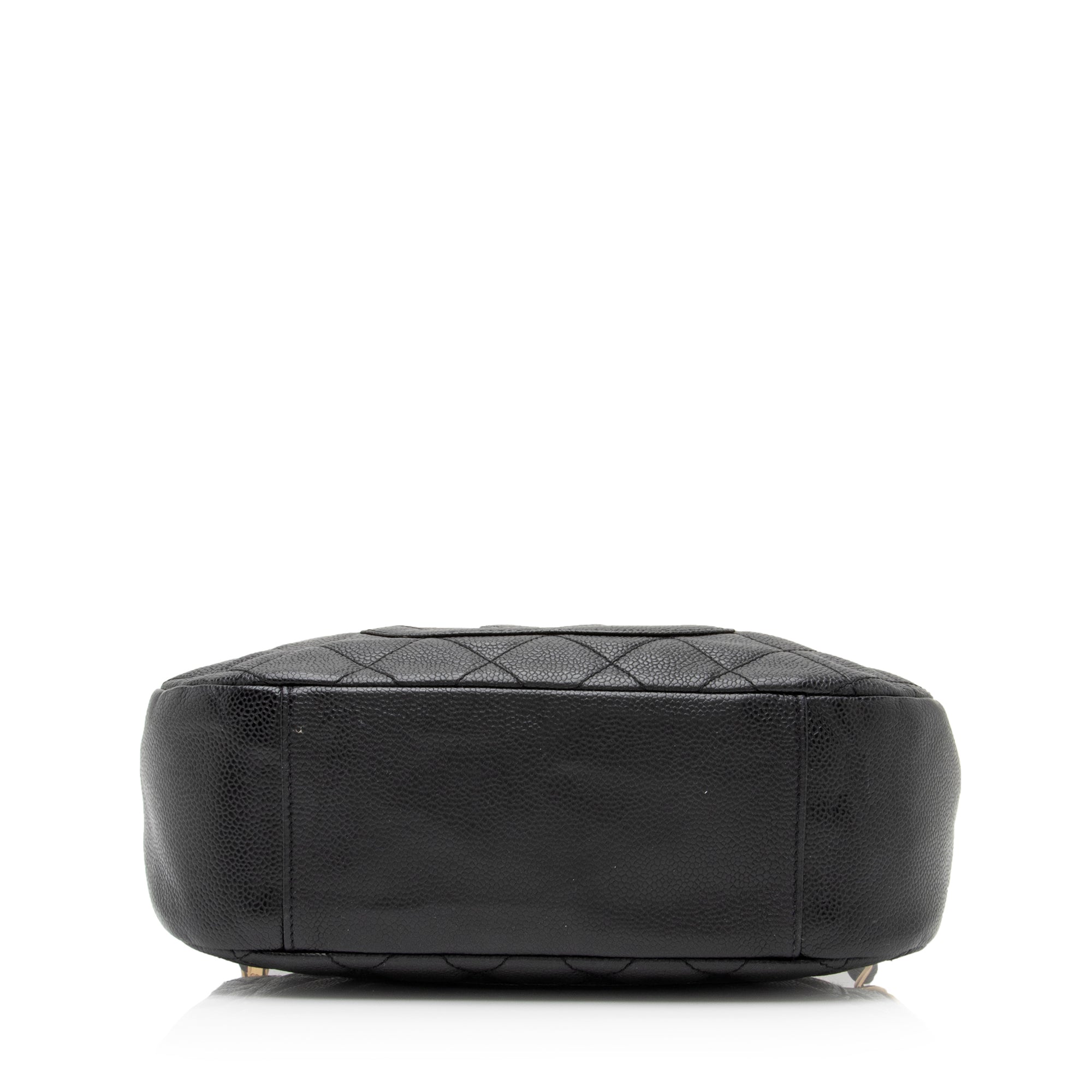 Chanel Caviar Leather Timeless CC Hobo (SHF-fu7h3a)