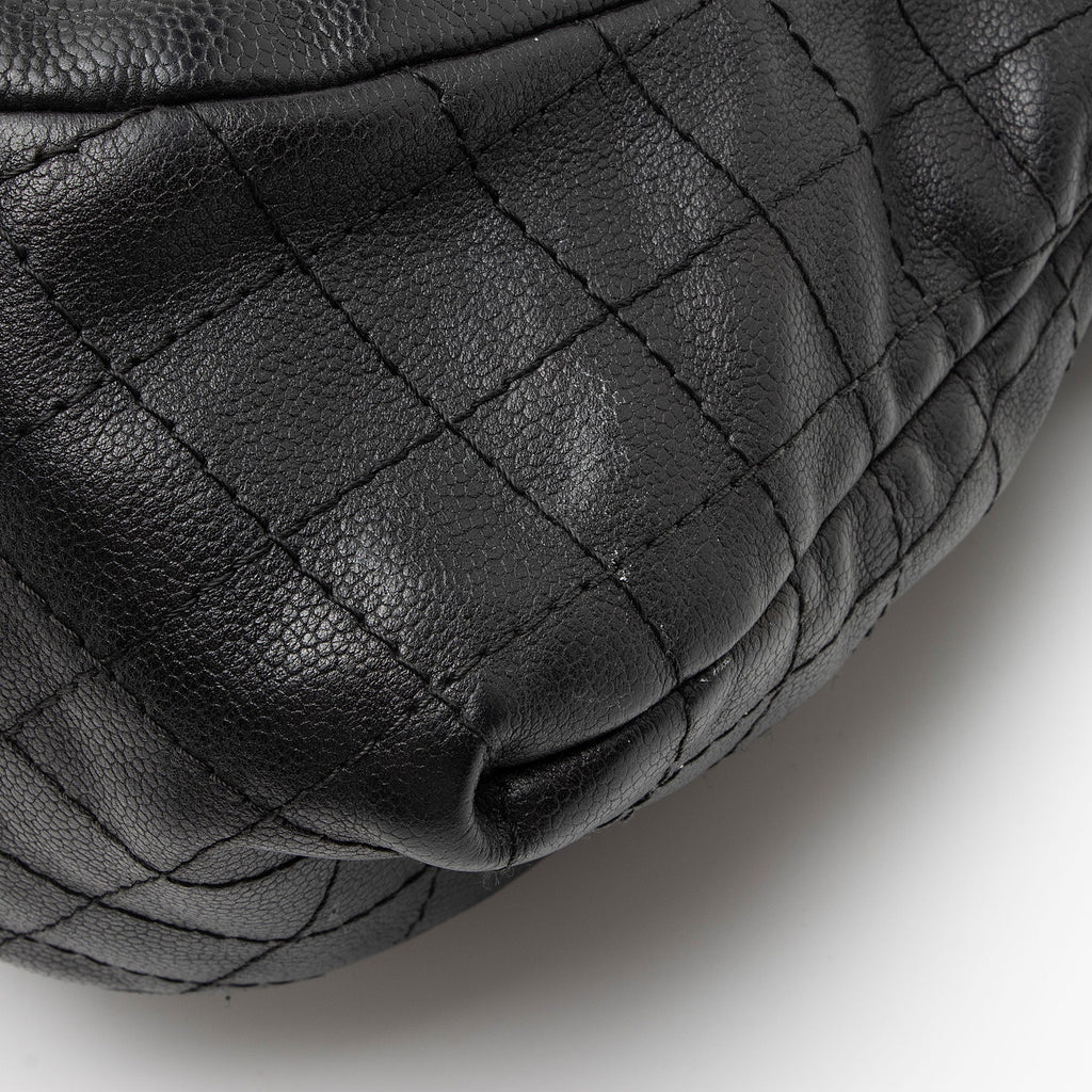 Chanel Caviar Leather Timeless CC Shoulder Bag
