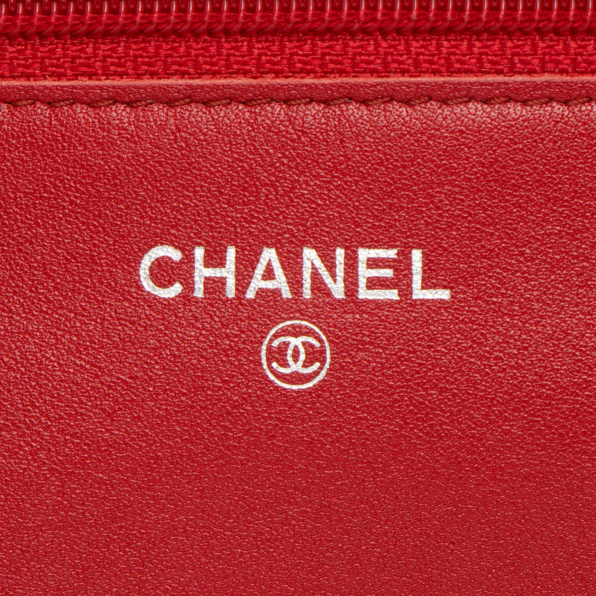 Chanel Caviar Leather Timeless CC Wallet on Chain (SHF-HMJvRT)