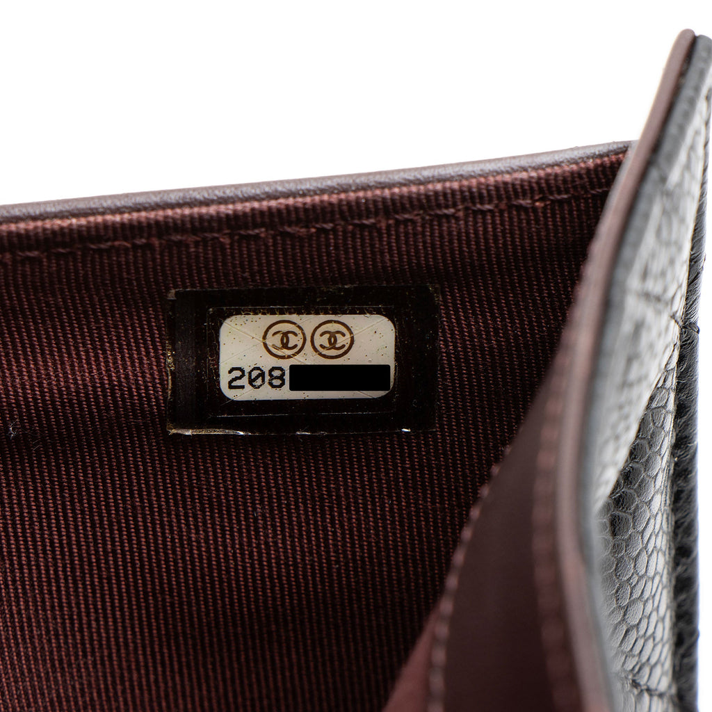 Chanel Caviar Leather Trifold Wallet (SHF-CKsJOS)