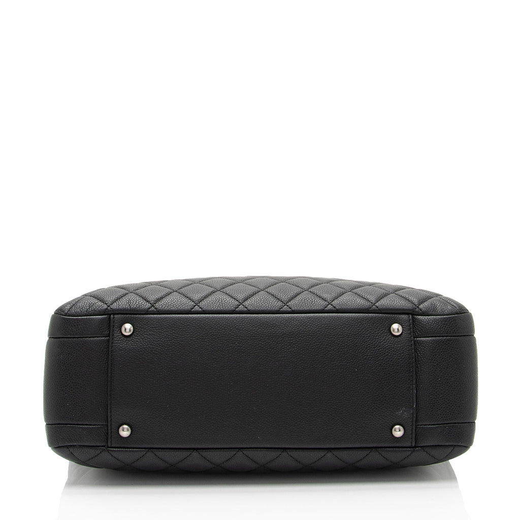 Chanel Caviar Leather Urban Companion Tote (SHF-nAN9Fg)