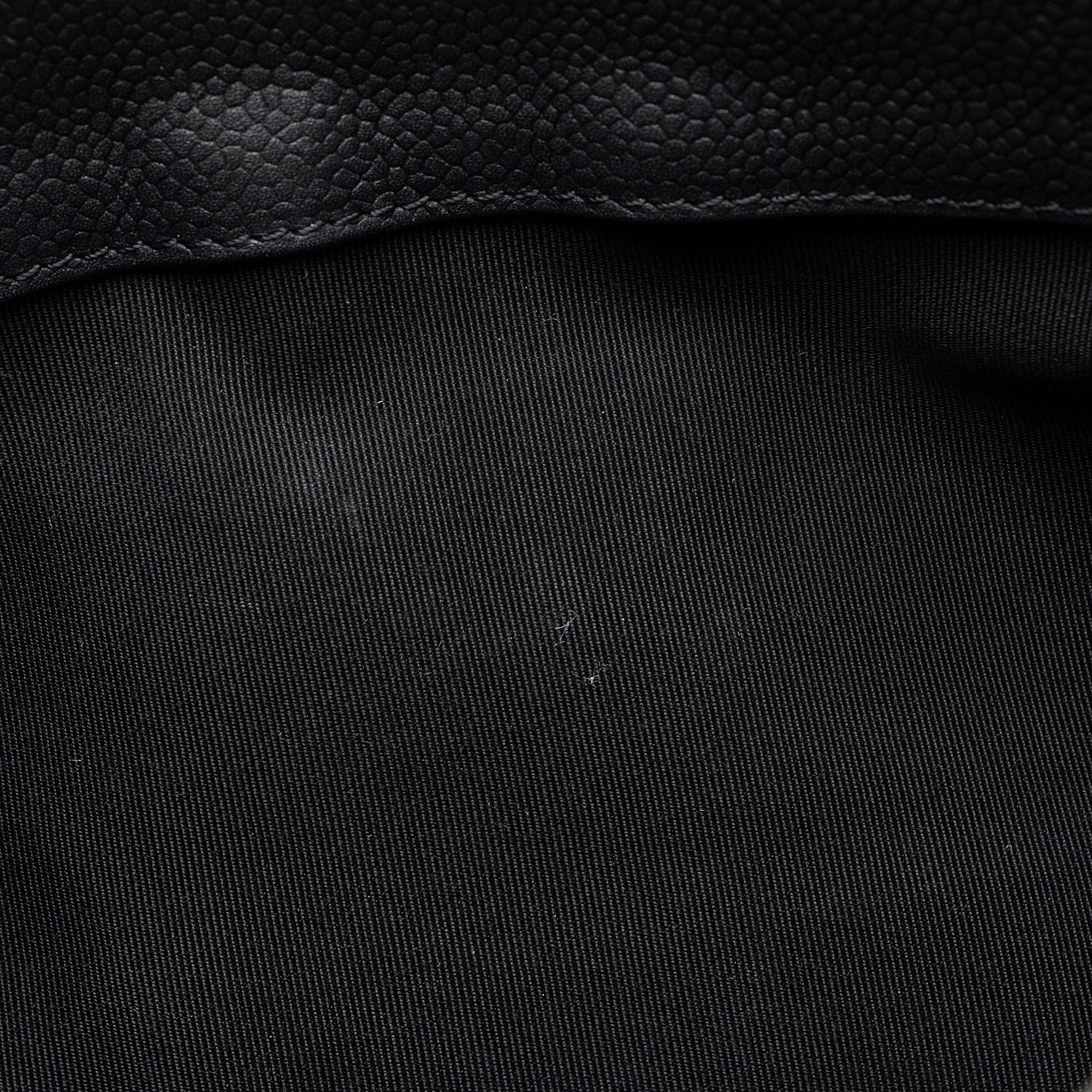 Chanel Caviar Leather Urban Companion Tote (SHF-nAN9Fg)