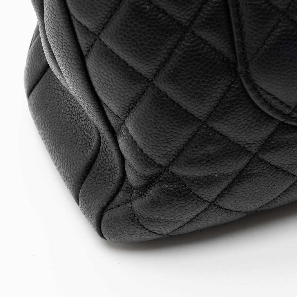 Chanel Caviar Leather Urban Companion Tote (SHF-nAN9Fg)