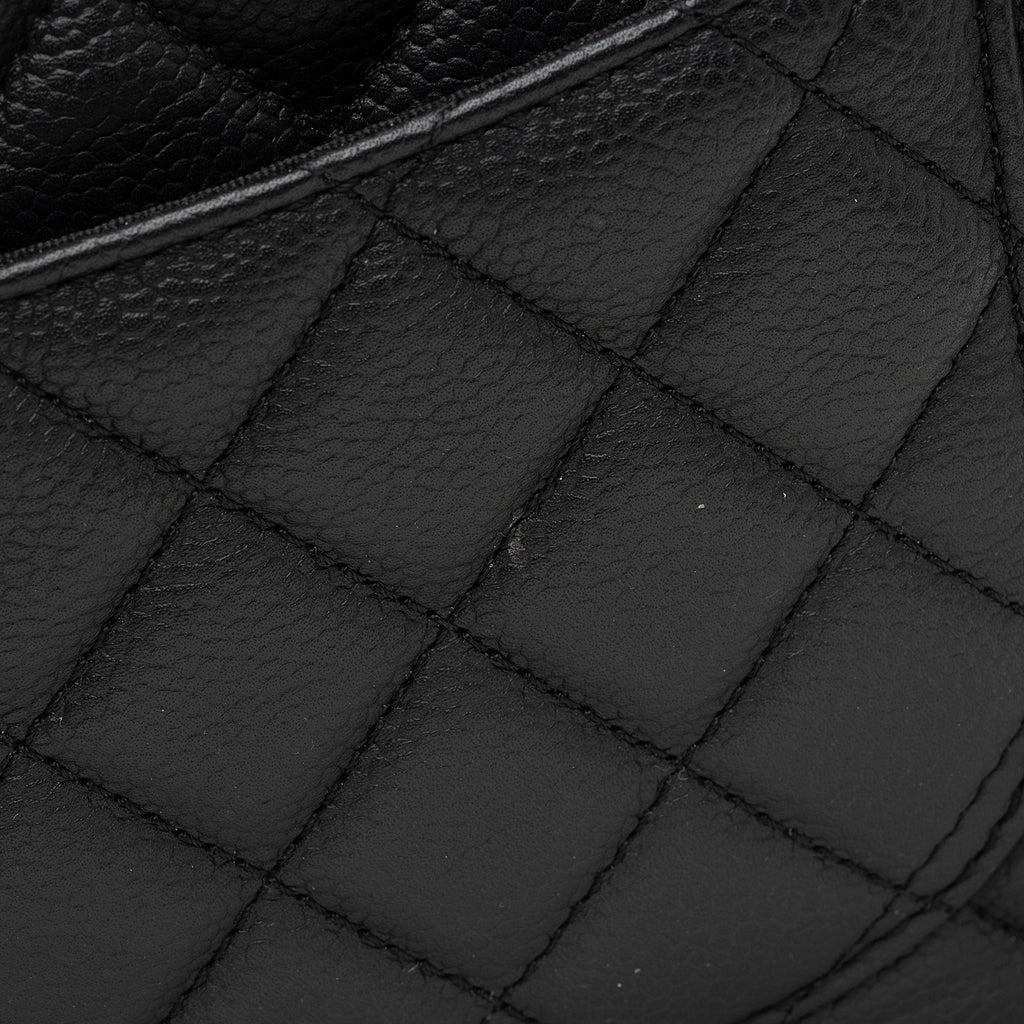 Chanel Caviar Leather Urban Companion Tote (SHF-nAN9Fg)