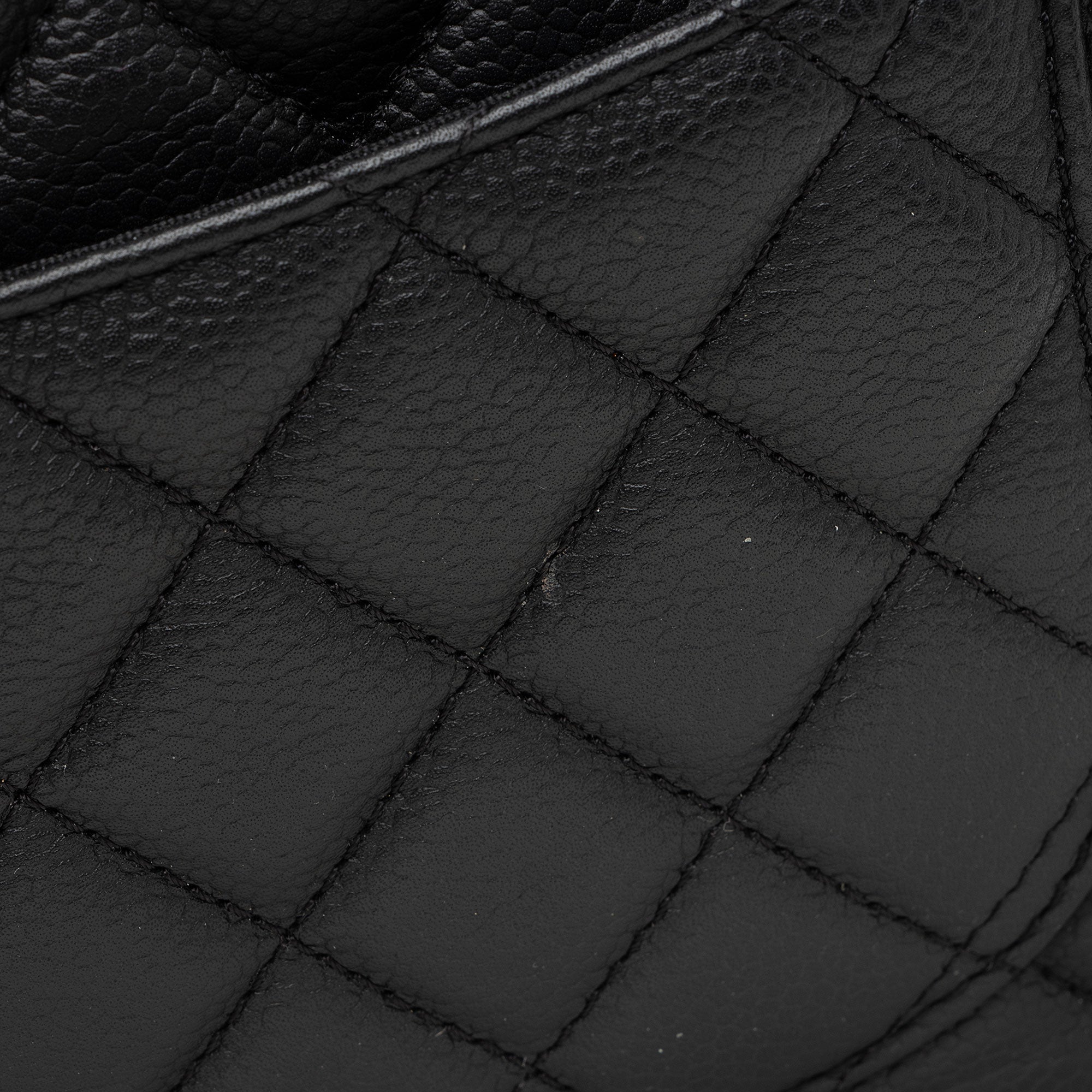 Chanel Caviar Leather Urban Companion Tote (SHF-nAN9Fg)