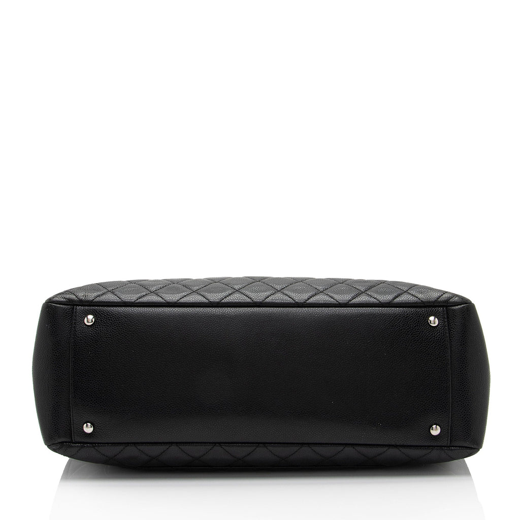 Chanel Caviar Leather XL Grand Shopping Tote (SHF-Bb5Ogy)