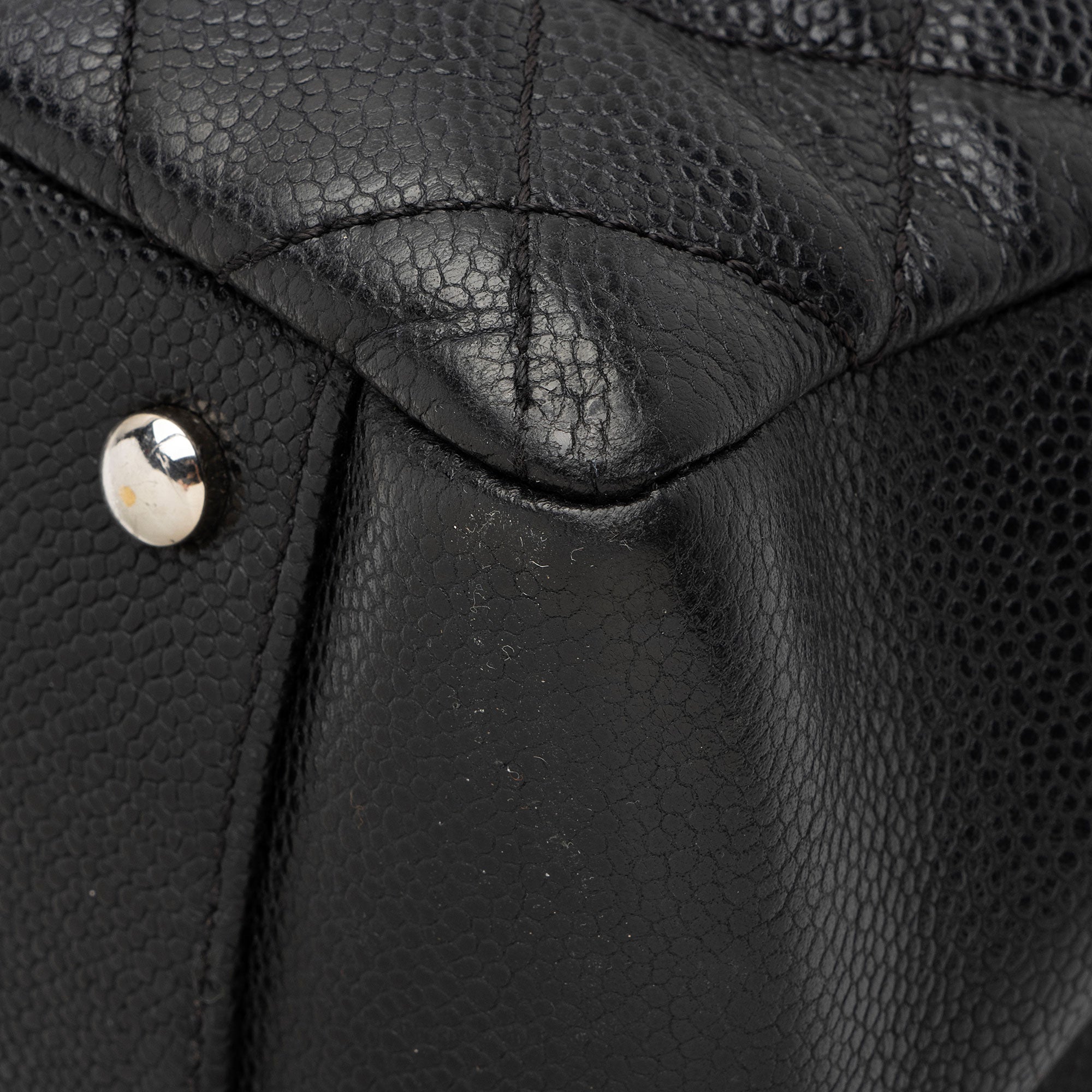 Chanel Caviar Leather XL Grand Shopping Tote (SHF-Bb5Ogy)