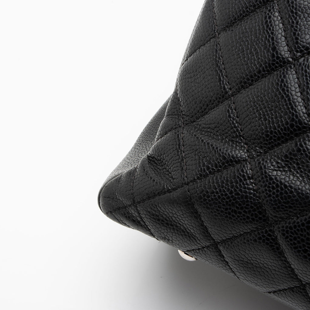 Chanel Caviar Leather XL Grand Shopping Tote (SHF-Bb5Ogy)