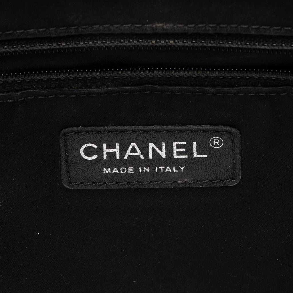 Chanel Caviar Leather XL Grand Shopping Tote (SHF-Bb5Ogy)