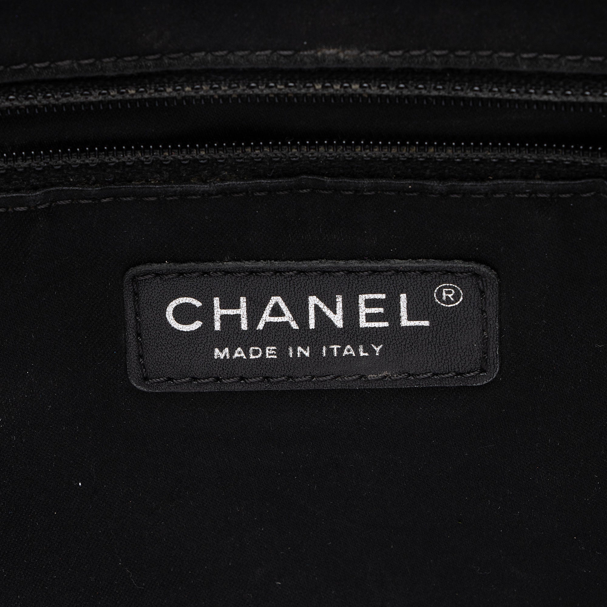 Chanel Caviar Leather XL Grand Shopping Tote (SHF-Bb5Ogy)