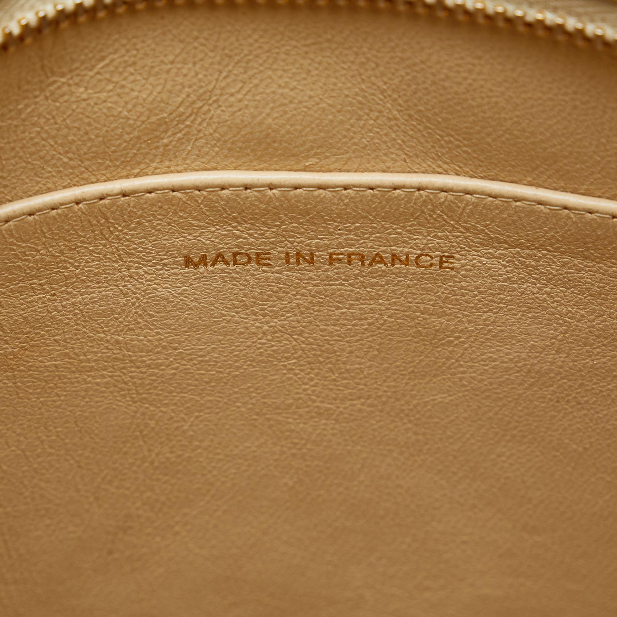 Chanel Caviar Medallion Tote (SHG-QFus9i)