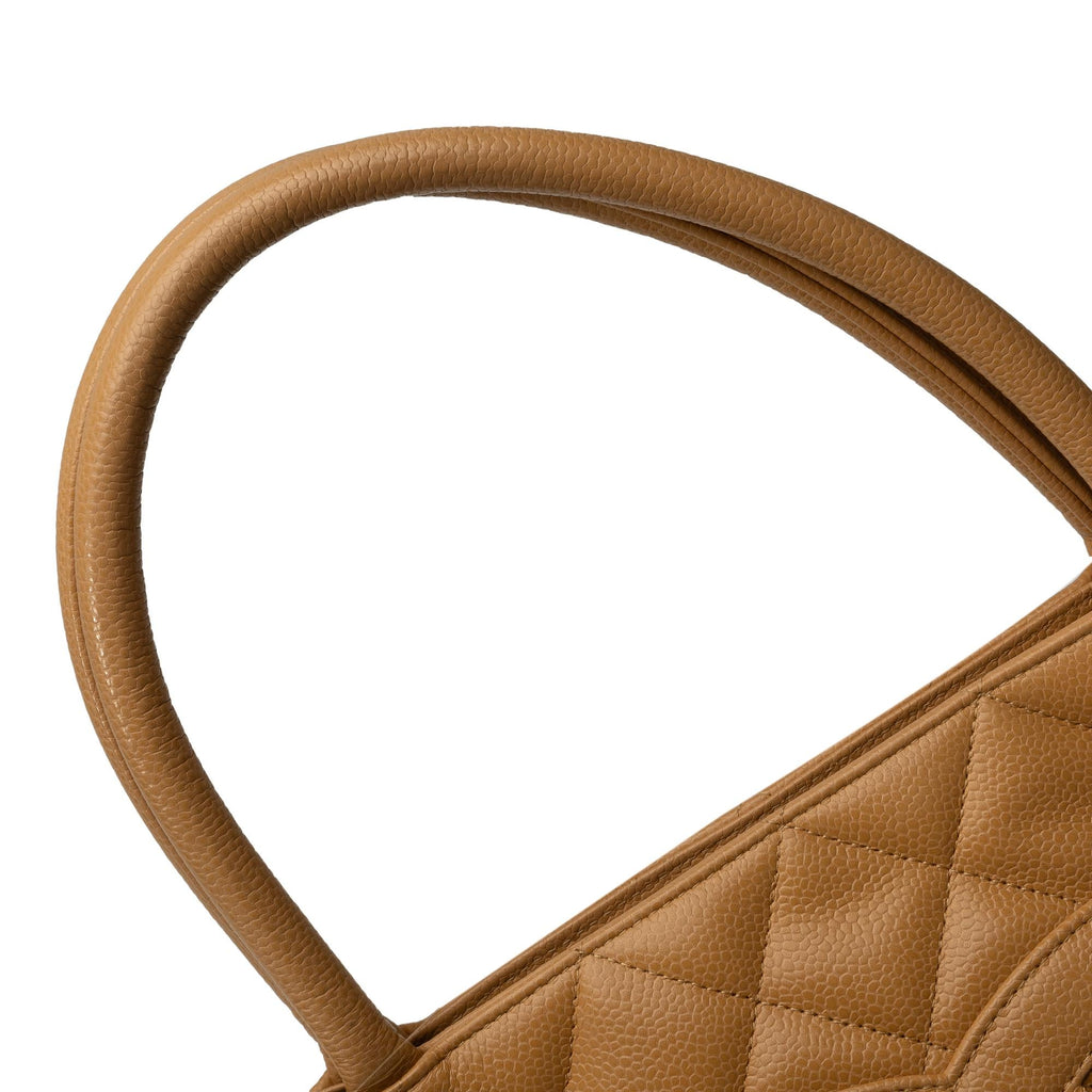 Chanel Caviar Medallion Tote (SHG-C0RnCx)
