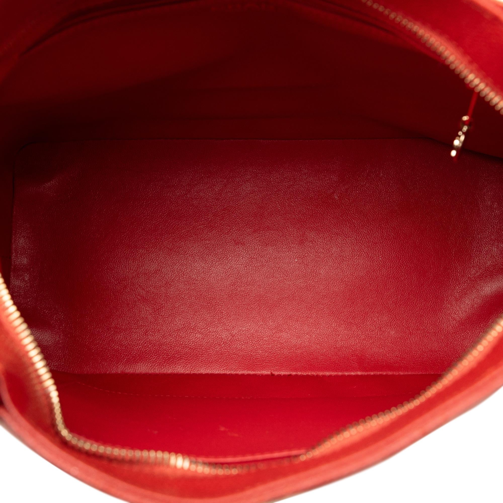 Chanel Caviar Medallion Tote (SHG-Au2Ex1)