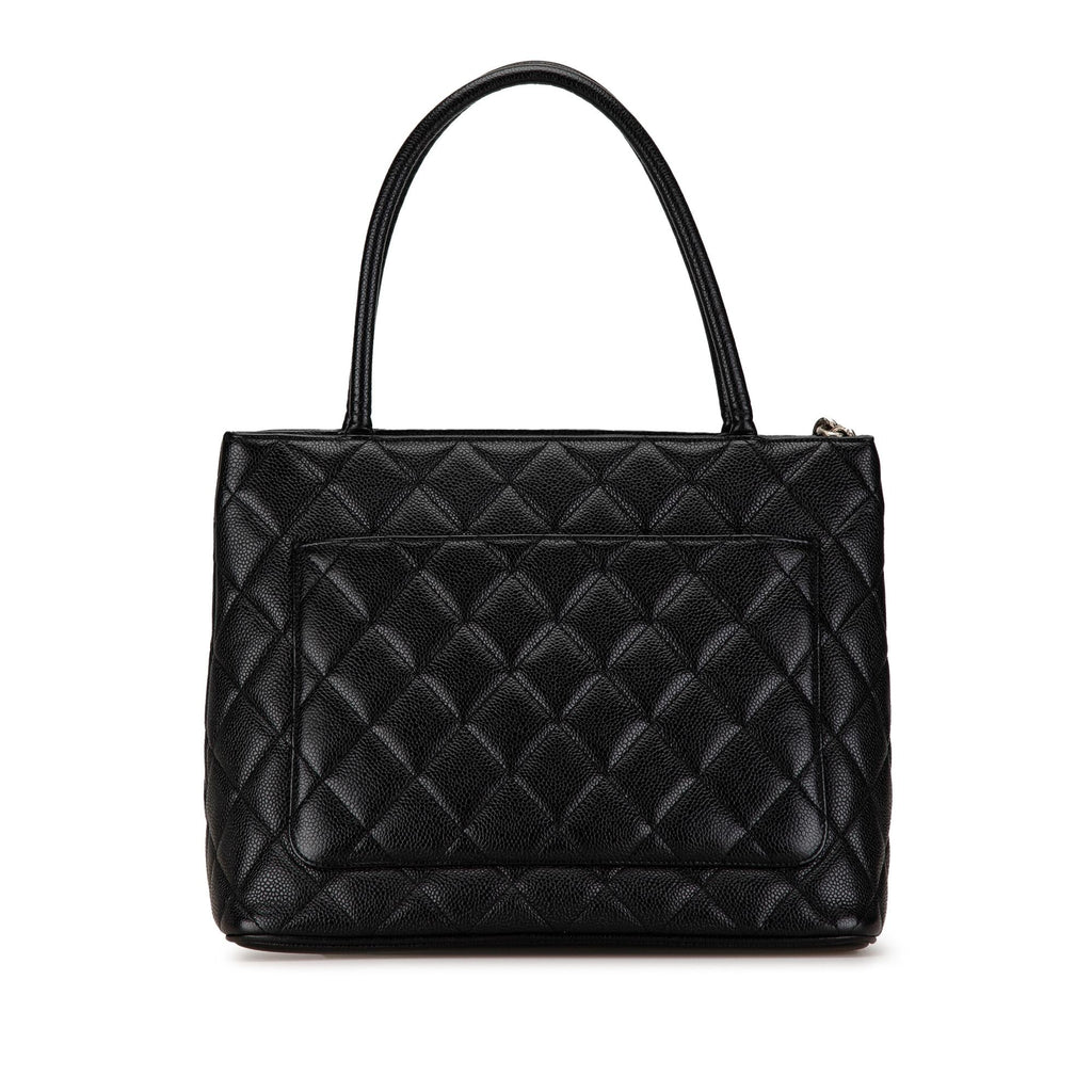 Chanel Caviar Medallion Tote (SHG-Ub8oNc)