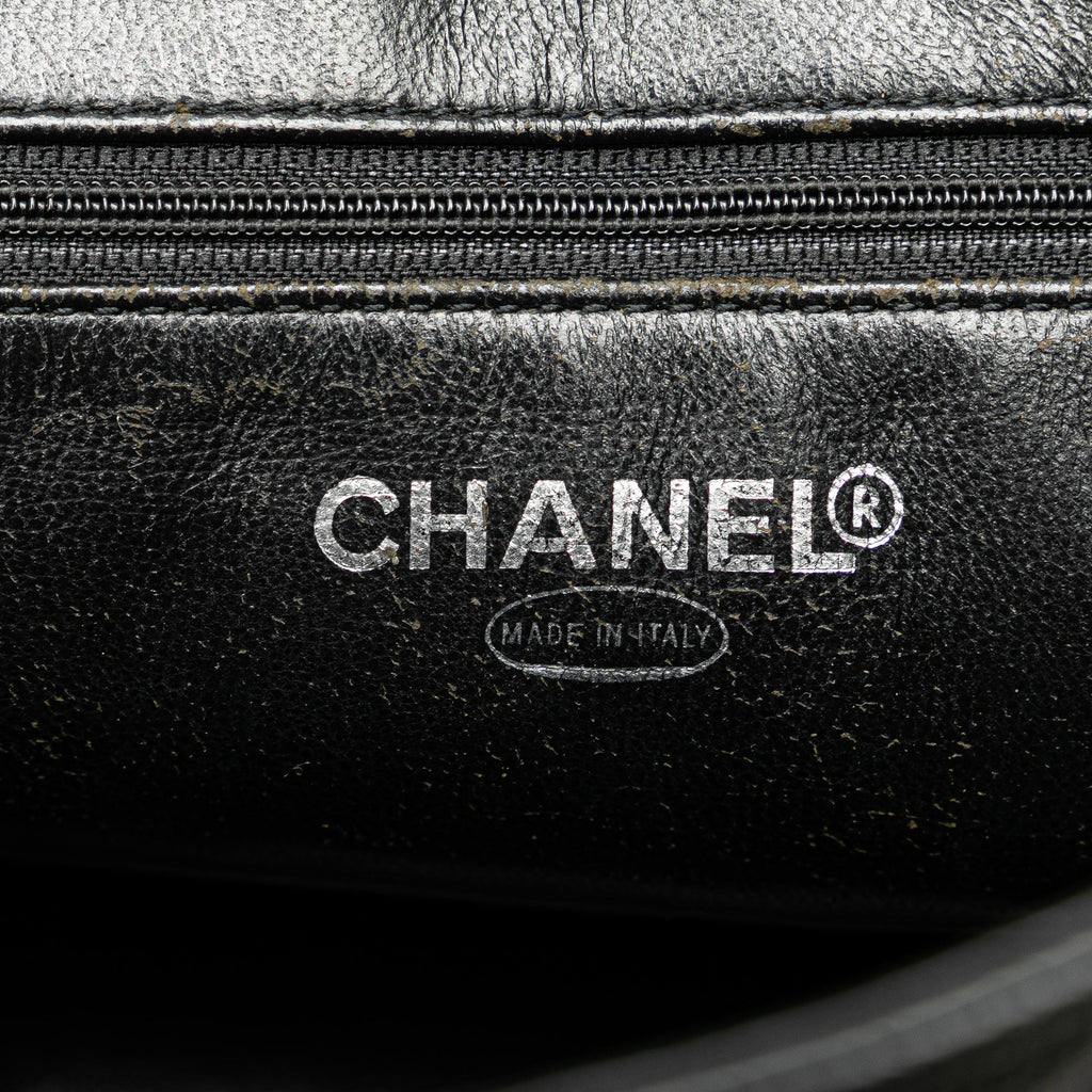 Chanel Caviar Medallion Tote (SHG-Ub8oNc)