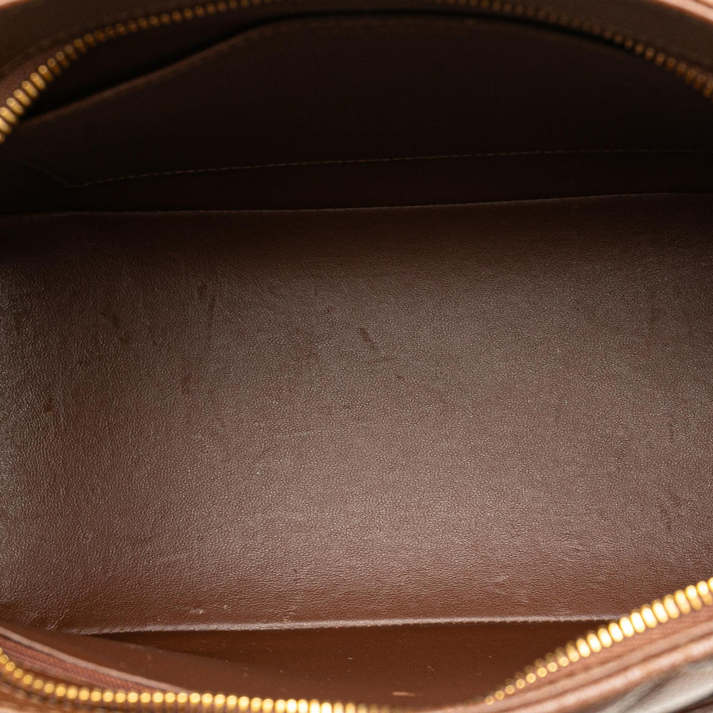 Chanel Caviar Medallion Tote (SHG-bgKn2b)