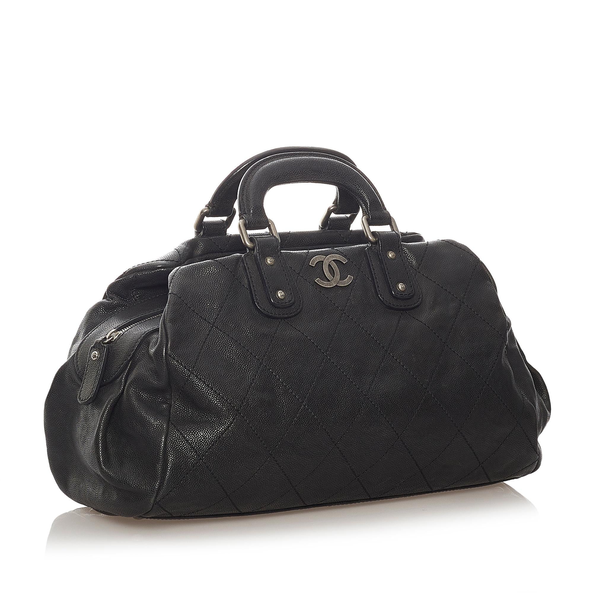 Chanel Caviar Outdoor Ligne Doctor Bag (SHG-XlnnGw)