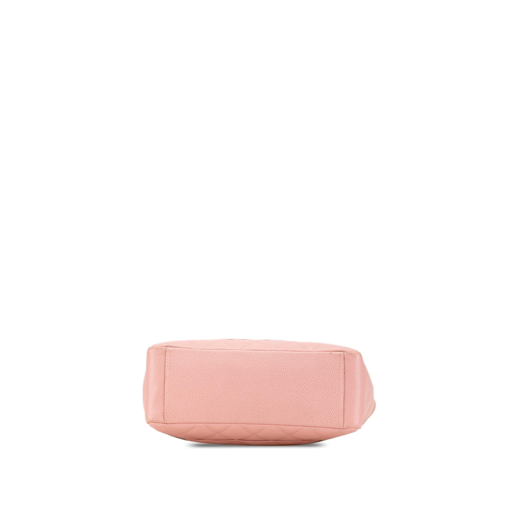 Chanel Caviar Petite Shopping Tote (SHG-Scfqjp)