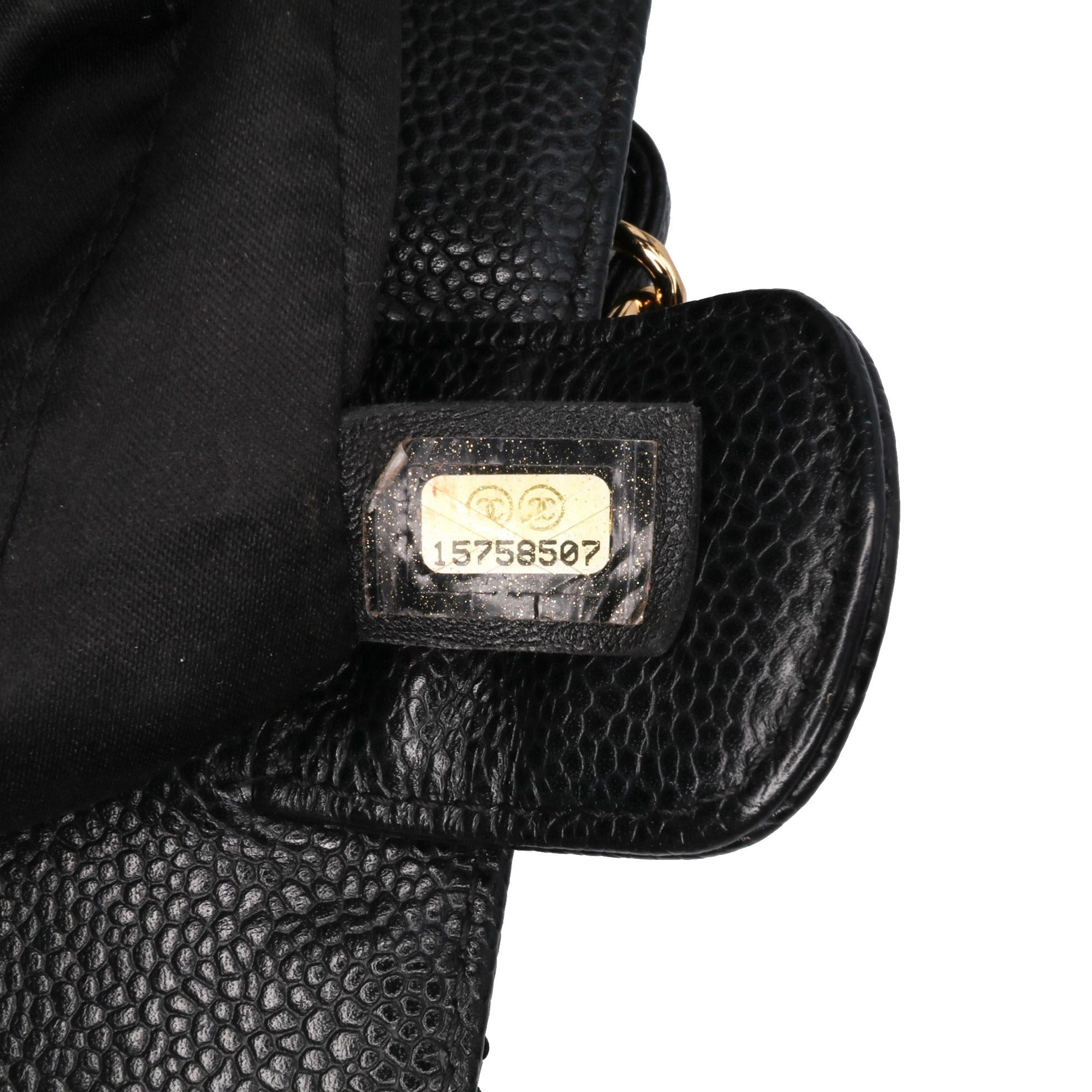 Chanel Caviar Petite Shopping Tote