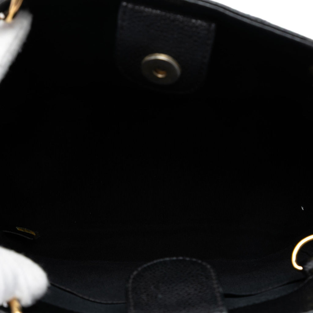 Chanel Caviar Petite Shopping Tote