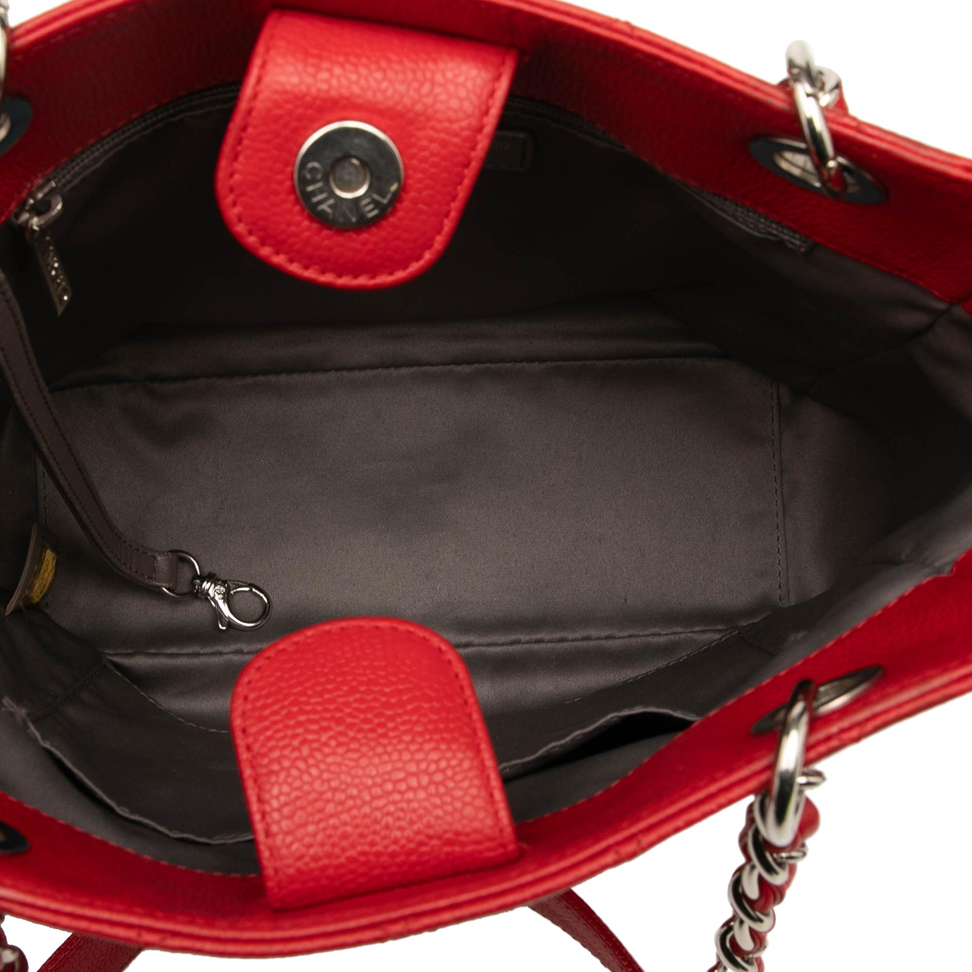 Chanel Caviar Petite Shopping Tote
